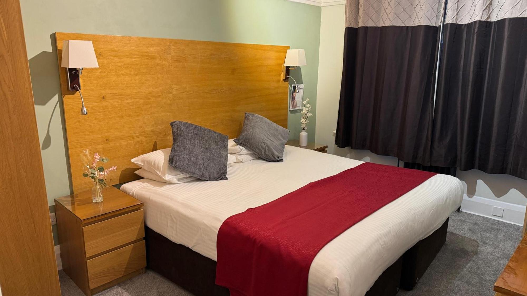 Hotel Celebrity Bournemouth East Cliff By Villare Hotels Екстер'єр фото