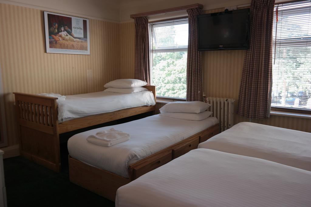 Hotel Celebrity Bournemouth East Cliff By Villare Hotels Екстер'єр фото